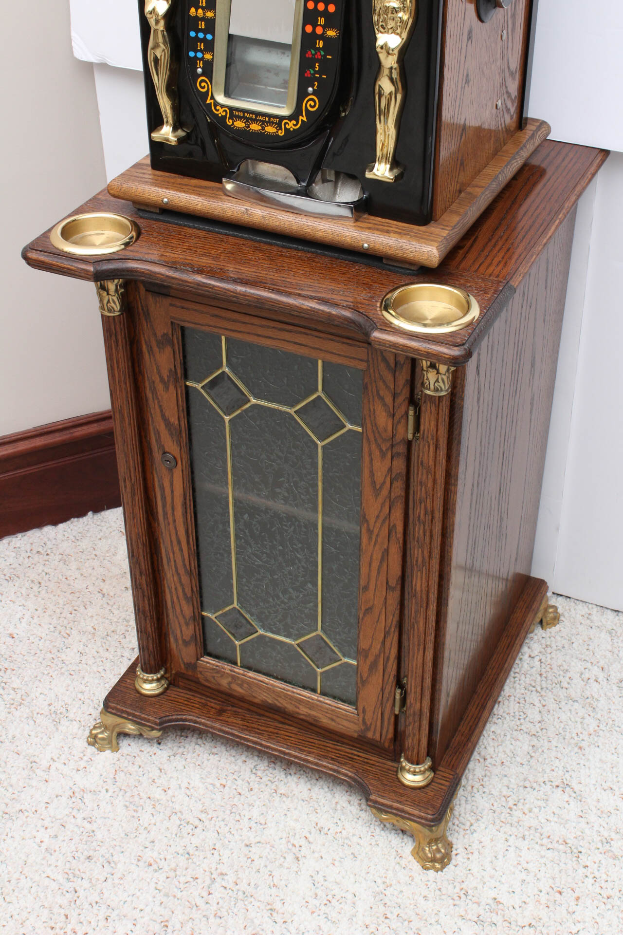 Replica Golden Nugget Slot Machine and Cabinet