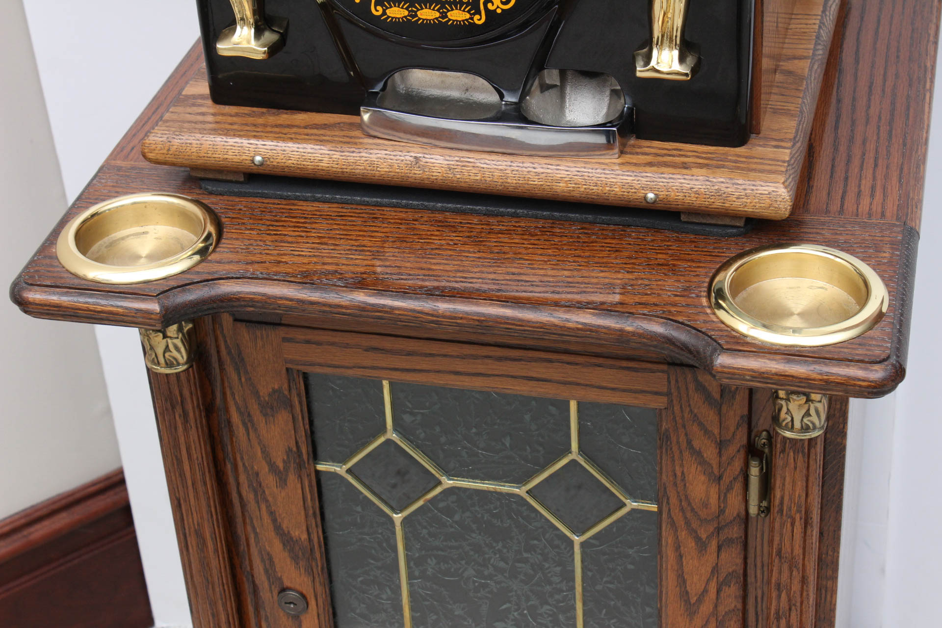 Replica Golden Nugget Slot Machine and Cabinet