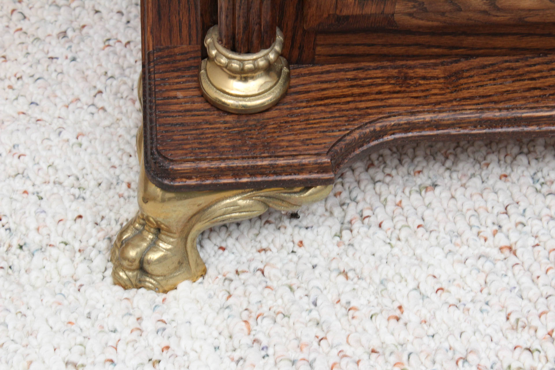 Replica Golden Nugget Slot Machine and Cabinet