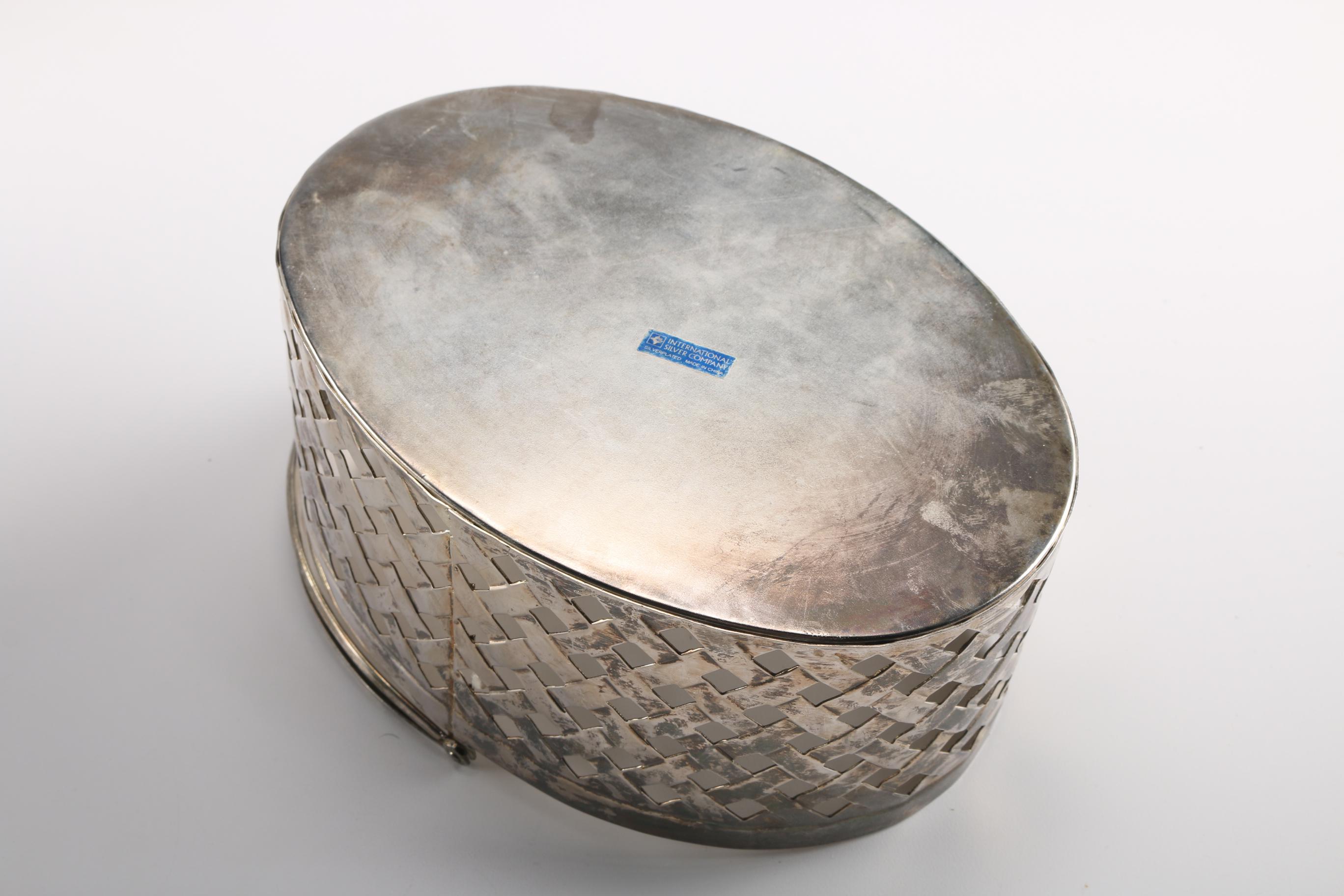 Plated Silver Tableware Including International Silver Company