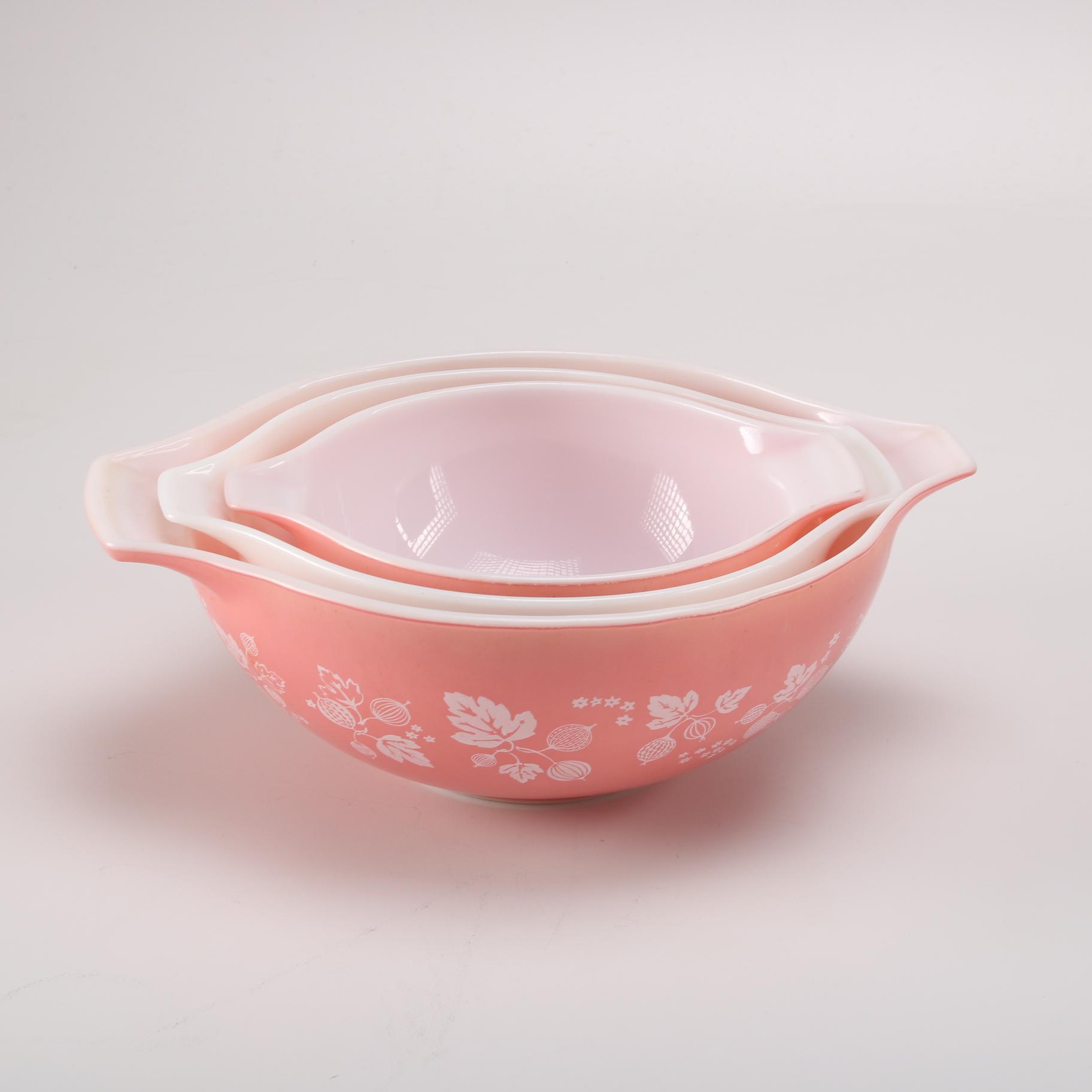 Vintage Pyrex "Gooseberry" Nesting Bowls