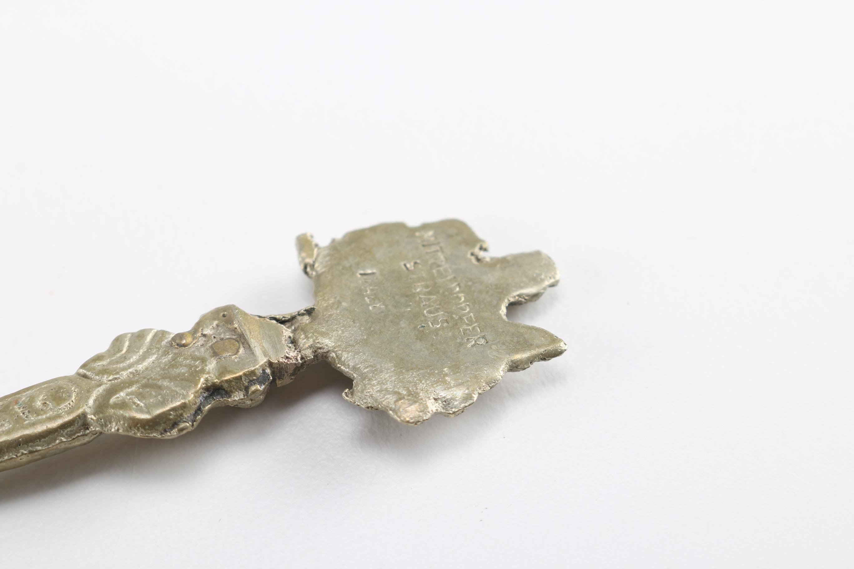 Stainless Steel Flatware Featuring Mitteldorfer Strauss