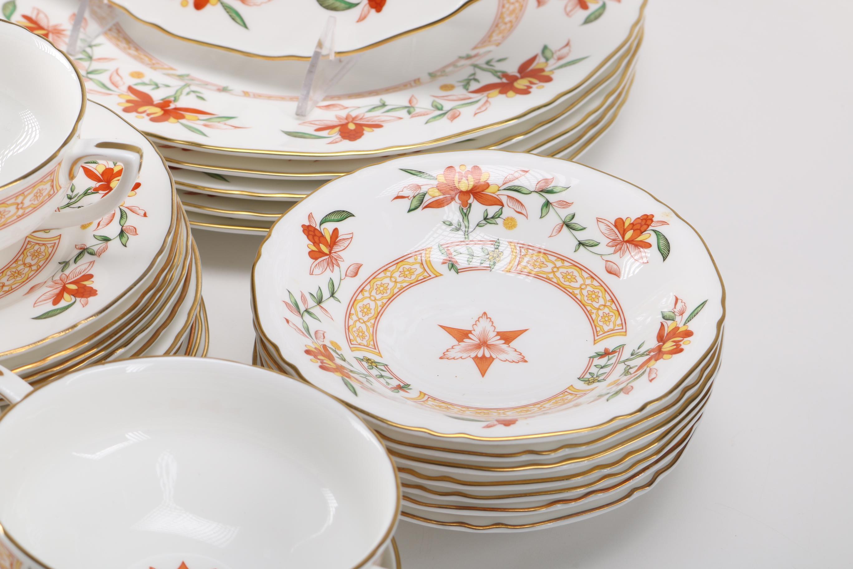 Royal Worchester "Chamberlain" Dining Set