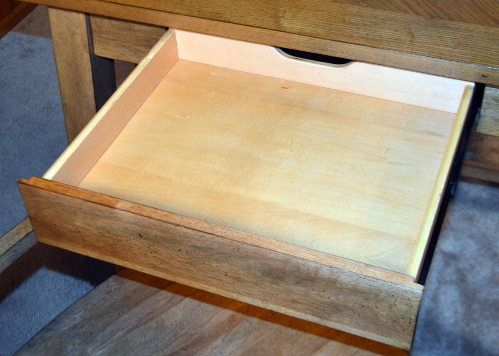 Broyhill "Ember Grove" Seven-Piece Dining Set