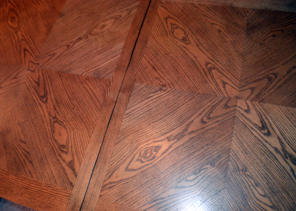 Broyhill "Ember Grove" Seven-Piece Dining Set