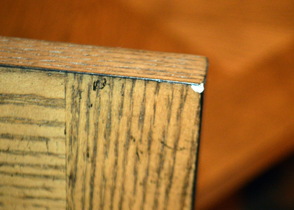 Broyhill "Ember Grove" Seven-Piece Dining Set