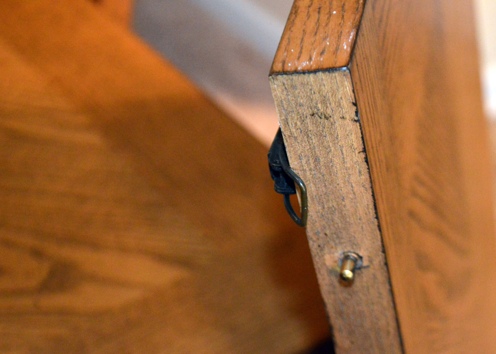 Broyhill "Ember Grove" Seven-Piece Dining Set