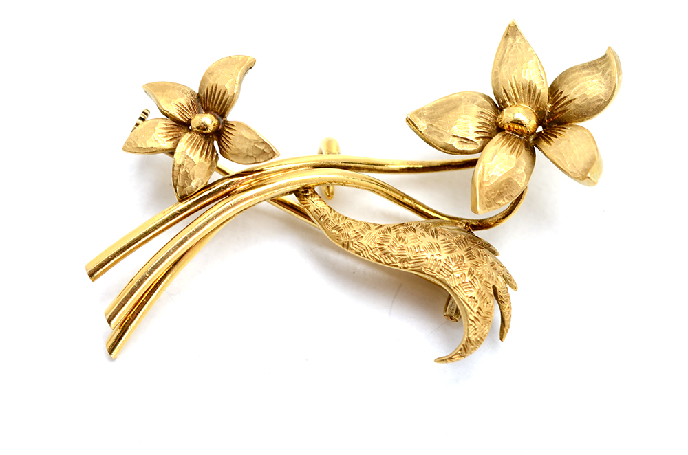 Late Victorian 18K Yellow Gold Flower Brooch Pin
