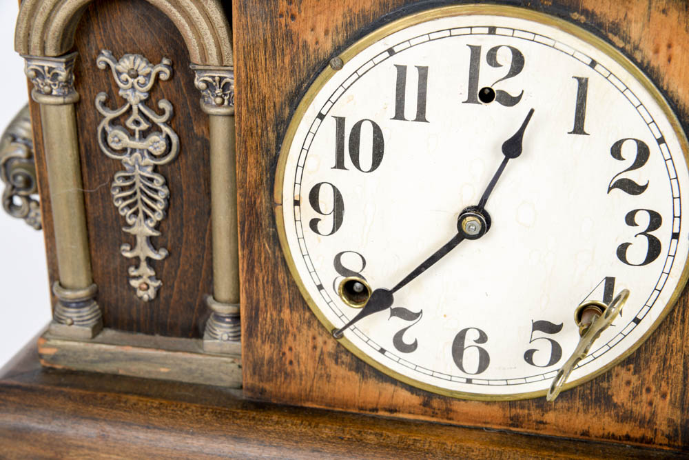 Antique Wooden Mantle Clock