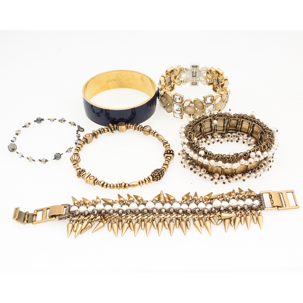 Finishing Touch Bracelet Array