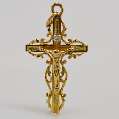 Vintage 14K Yellow Gold Diamond Crucifix Pendant