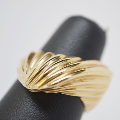 Vintage 14K Yellow Gold Asymmetric Ring