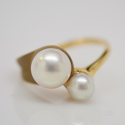 Vintage 14K Yellow Gold Cultured Pearl Bypass Ring