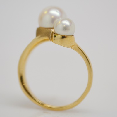 Vintage 14K Yellow Gold Cultured Pearl Bypass Ring