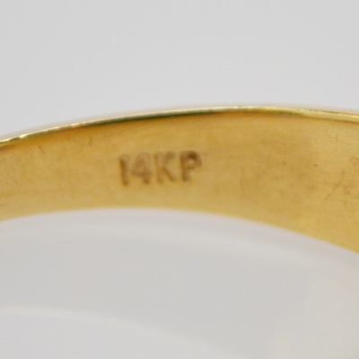 14K Yellow Gold Amethyst Flush Set Ring