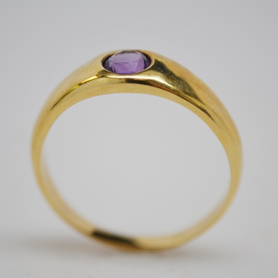 14K Yellow Gold Amethyst Flush Set Ring