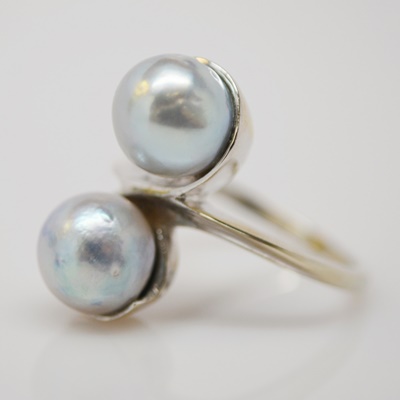 Vintage 14K White Gold Cultured Pearl Ring