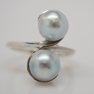 Vintage 14K White Gold Cultured Pearl Ring