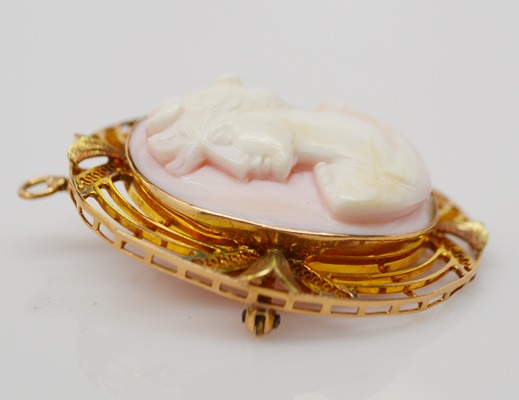 Antique 10K Rose and Green Gold Shell Cameo Brooch/Pendant