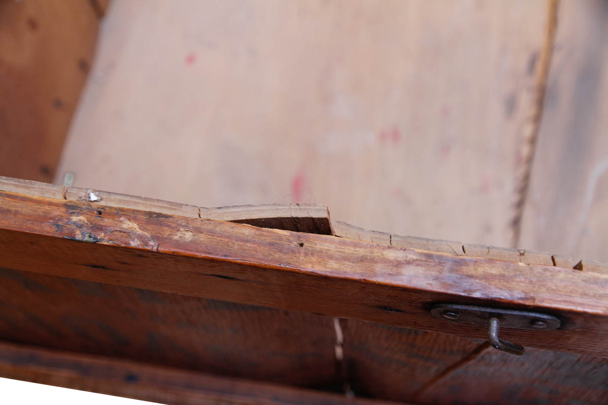 Arbuckles Roasted Coffees Wooden Trunk