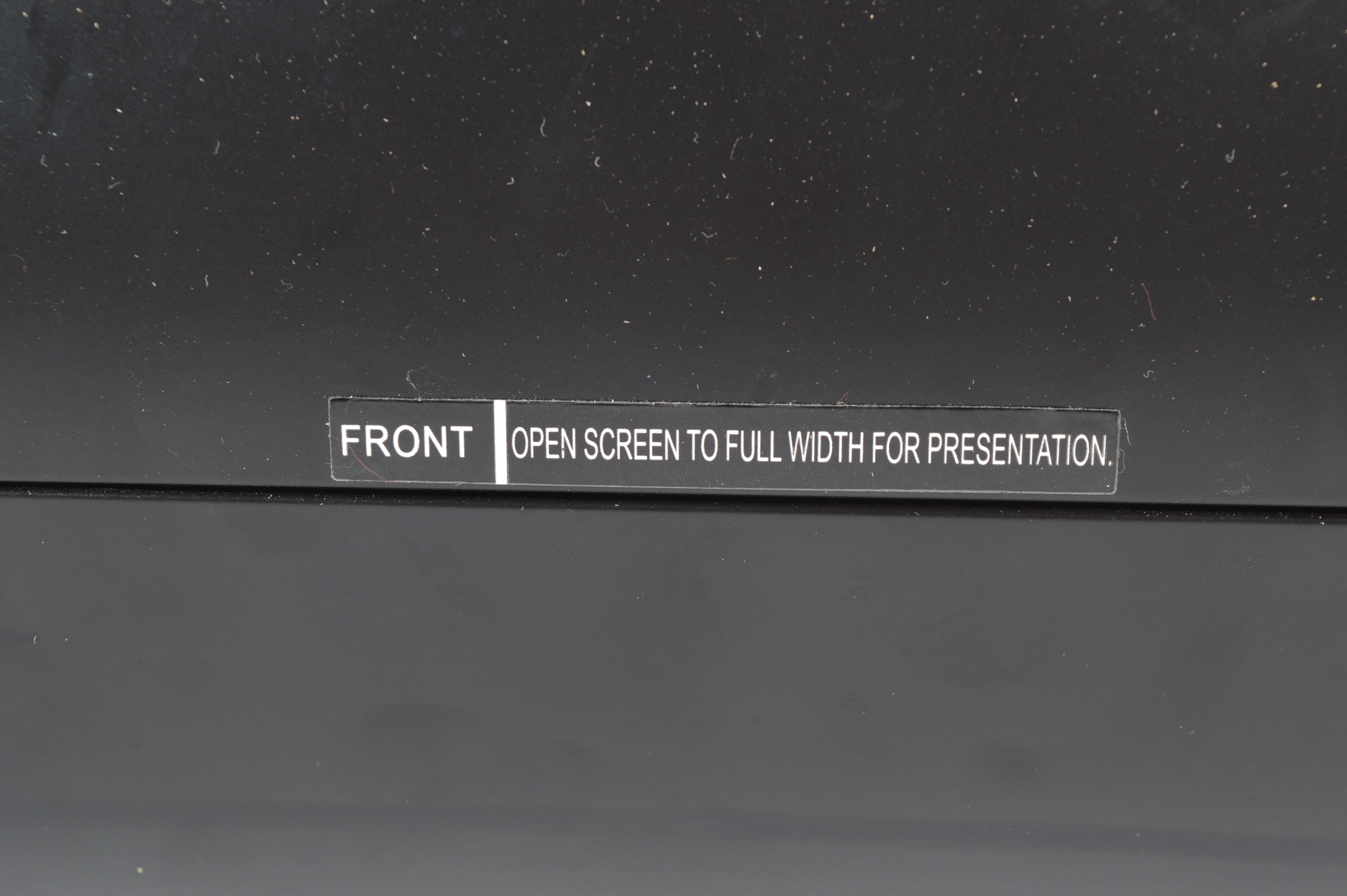 Epson ES1000 Portable Tabletop Screen