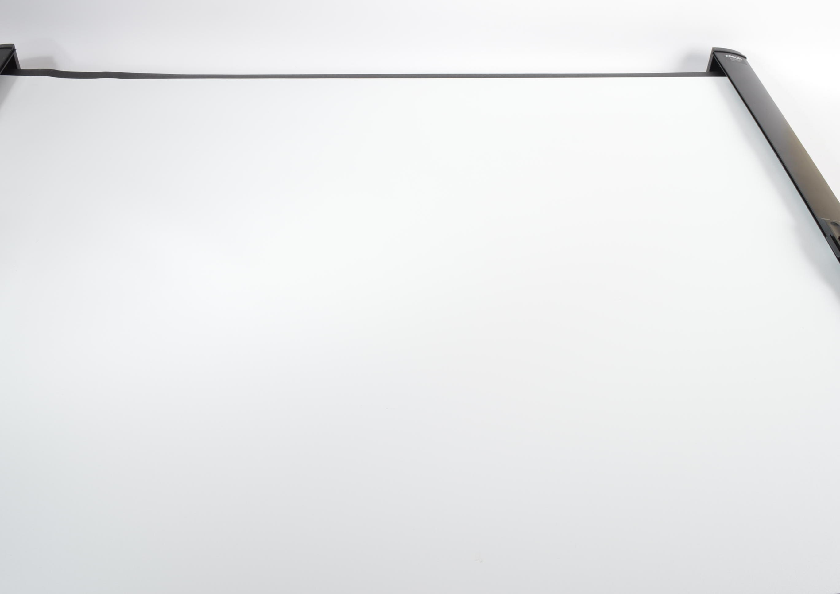 Epson ES1000 Portable Tabletop Screen