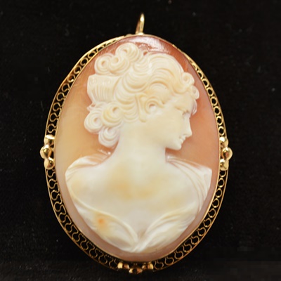 14K Yellow Gold Shell Cameo Brooch/Pendant