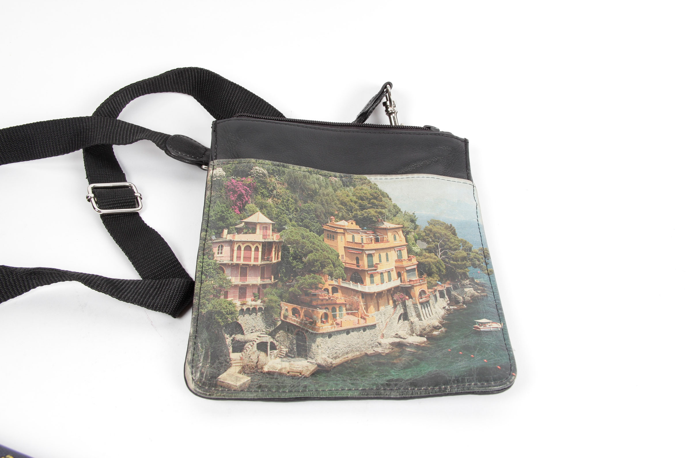 Baggallini and Nancy Lucia Bags with Manchester United Wallet