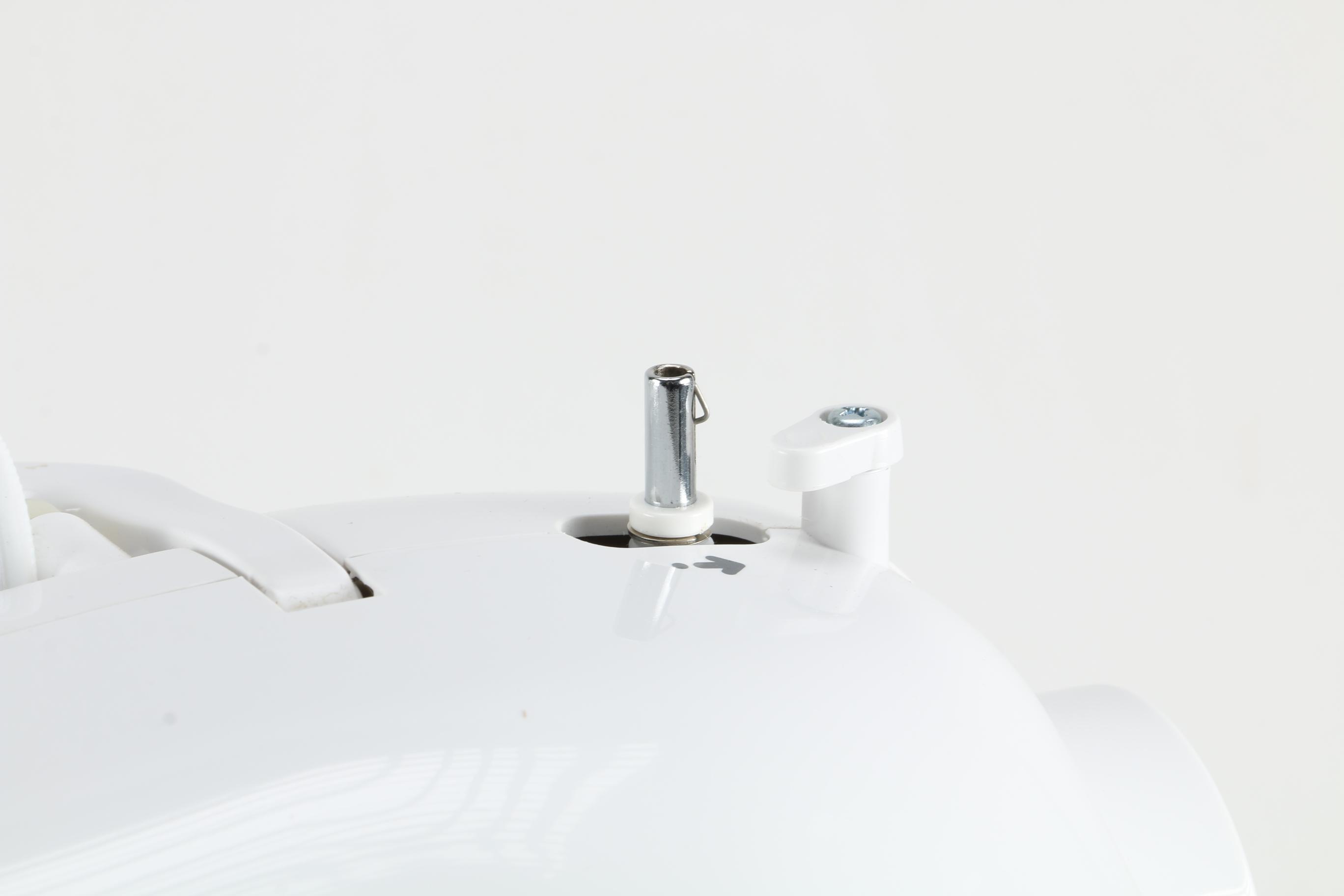 Singer "Curvy" Sewing Machine and Accessories