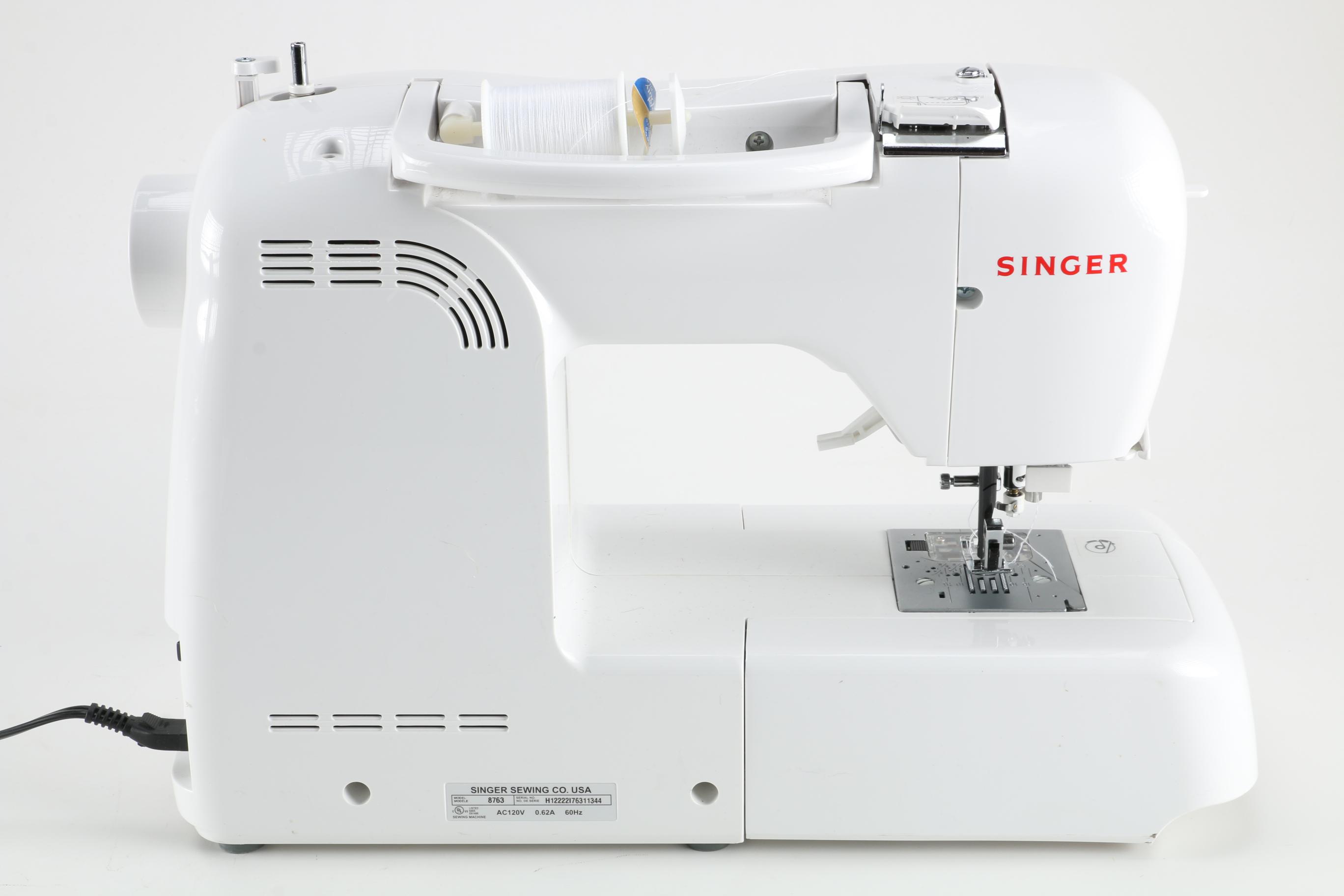 Singer "Curvy" Sewing Machine and Accessories