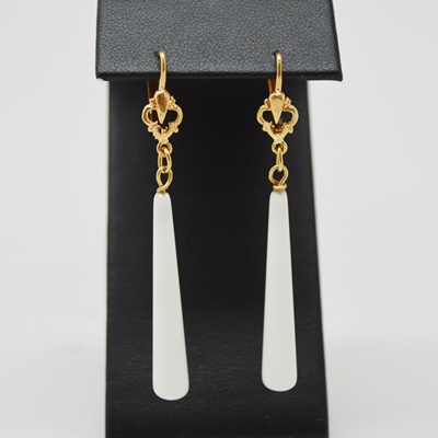 18K Yellow Gold White Onyx Pierced Earrings