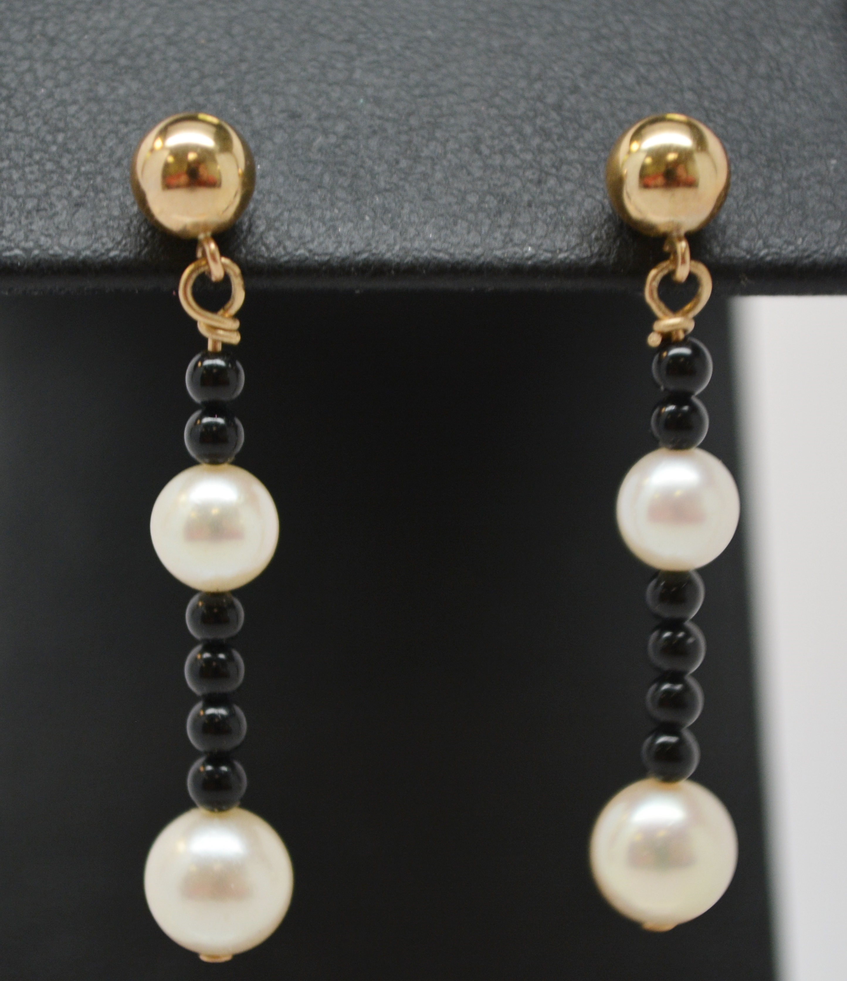 14K Yellow Gold Onyx and Cultured Pearl Drop Pierced Earrings