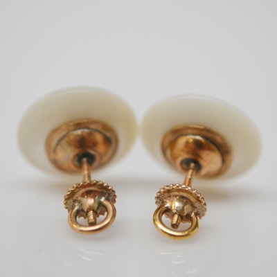 14K Yellow Gold Mother of Pearl Screwback Cufflinks
