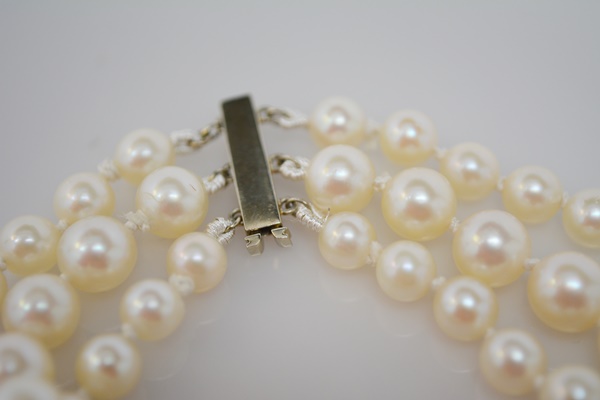 Vintage Three Strand Cultured Pearl Bracelet With 14K White Gold Clasp