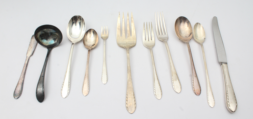Holmes & Edwards "First Lady" Silver Plate Flatware Service