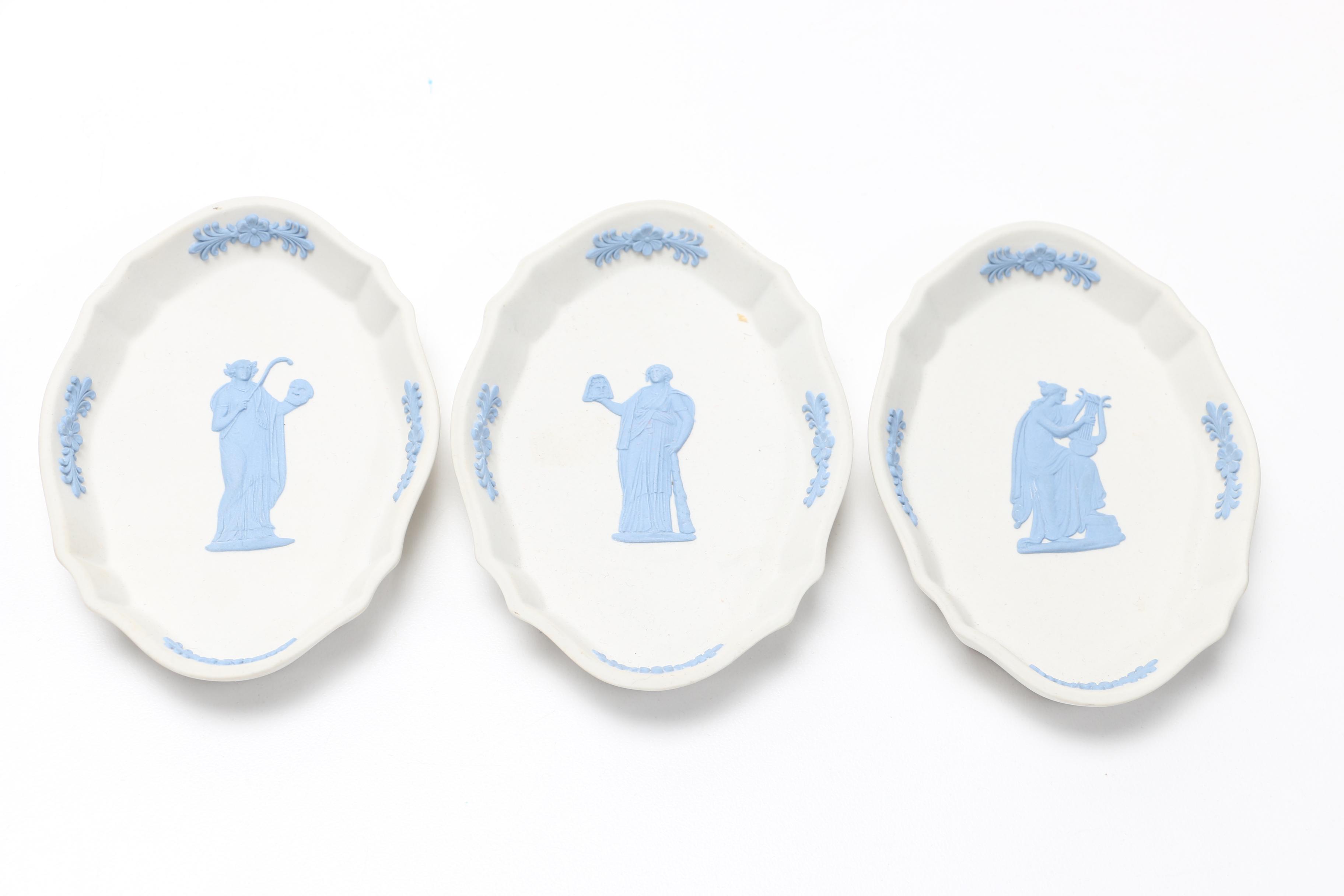 Wedgwood Lavender on Cream Jasperware