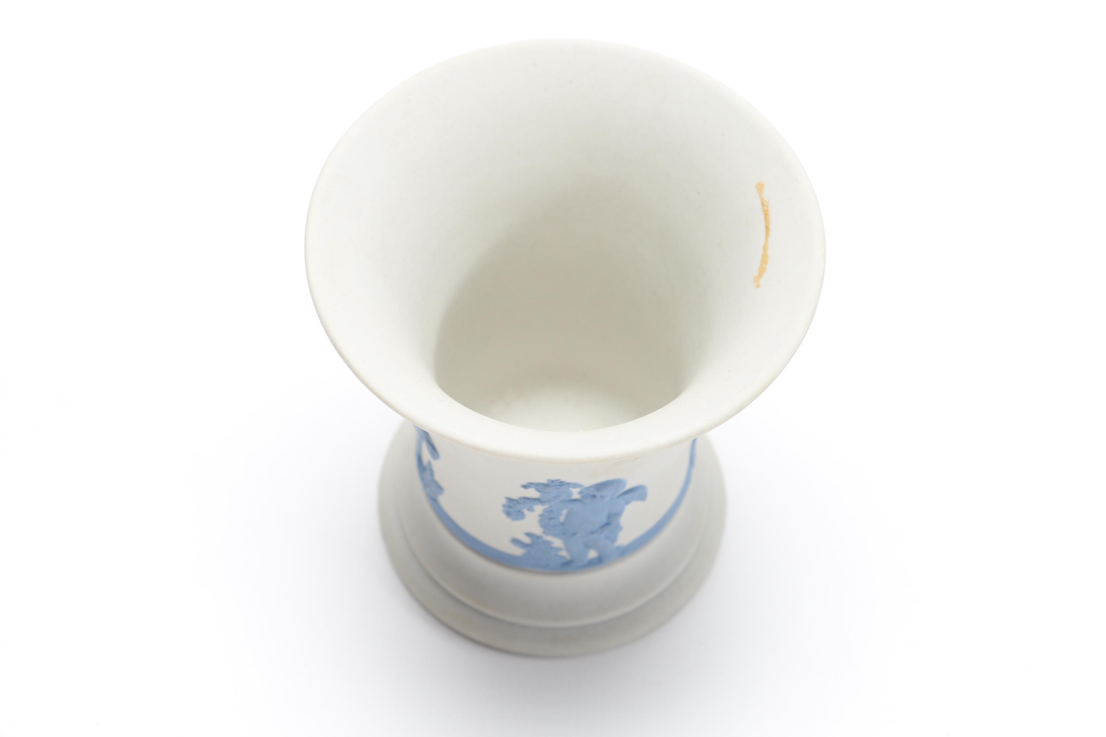 Wedgwood Lavender on Cream Jasperware