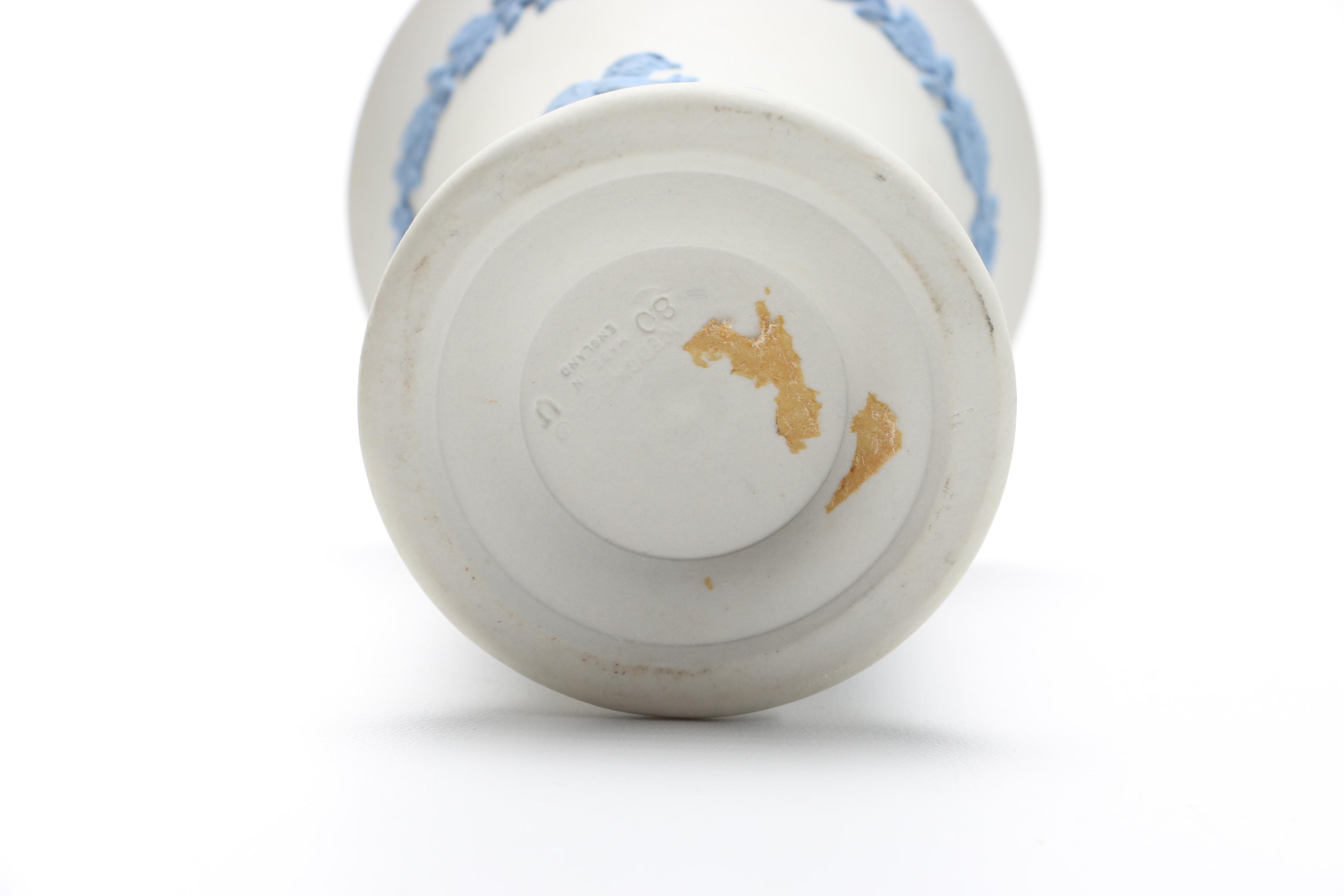 Wedgwood Lavender on Cream Jasperware