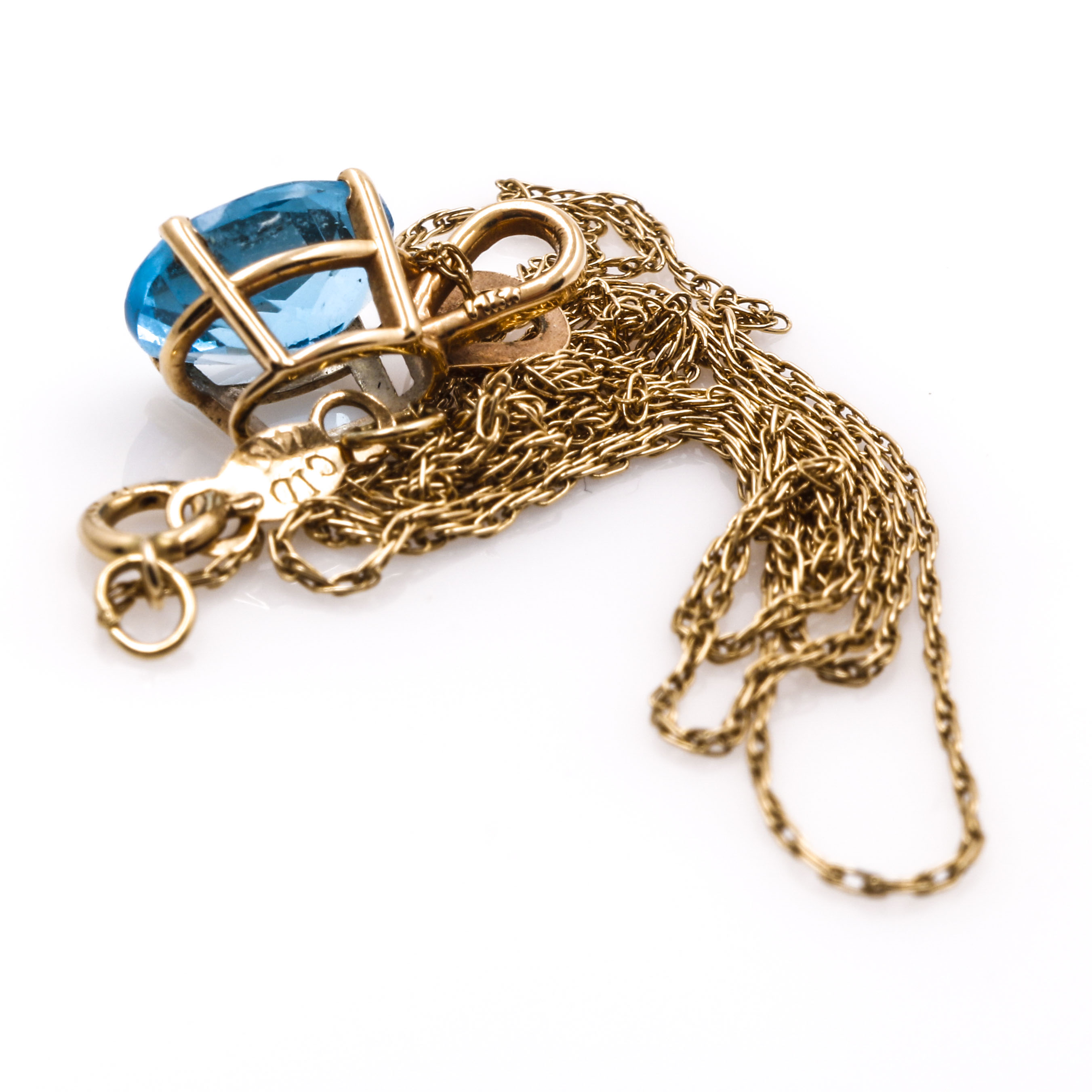 14K Yellow Gold Blue Topaz Pendant Necklace