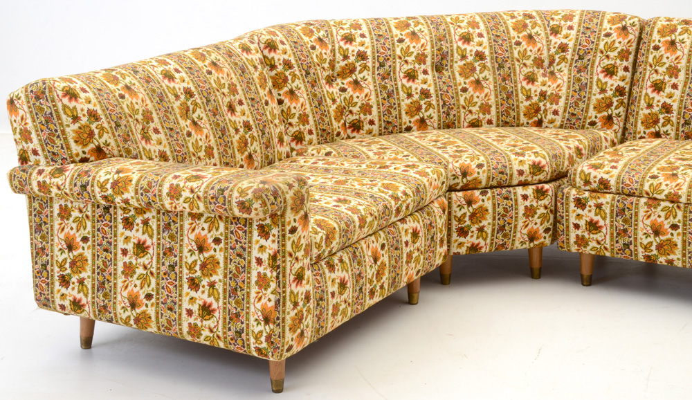 Stratford Vintage Sectional Sofa