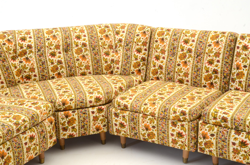 Stratford Vintage Sectional Sofa