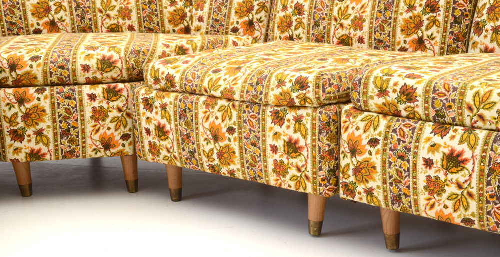 Stratford Vintage Sectional Sofa