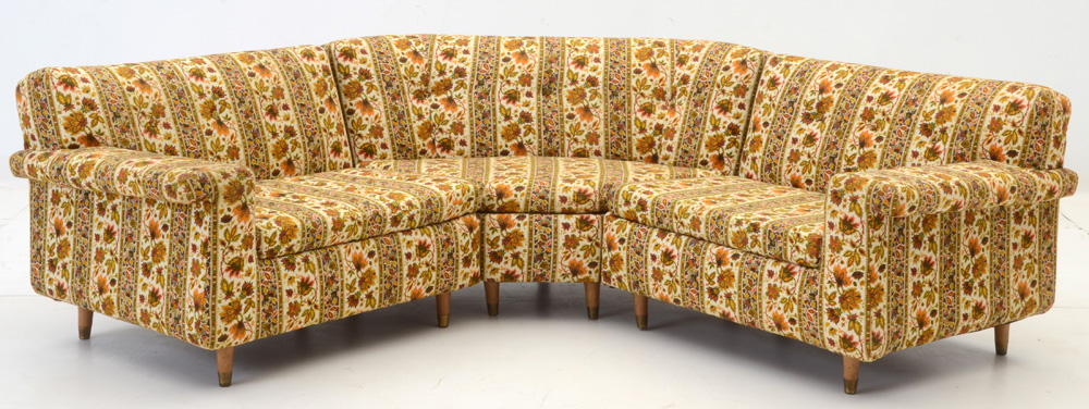 Stratford Vintage Sectional Sofa