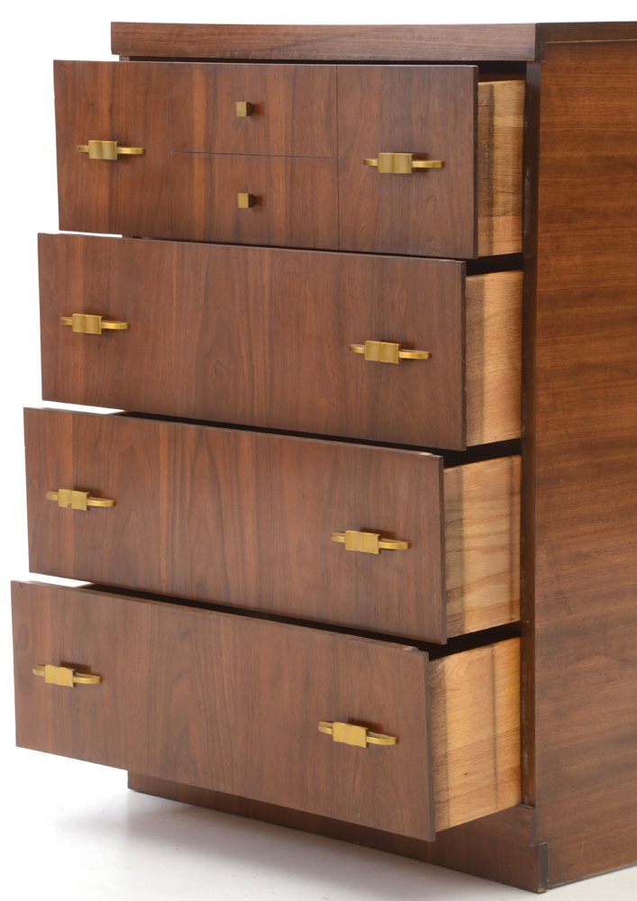 Mid Century Modern Mahogany Chest of Drawers