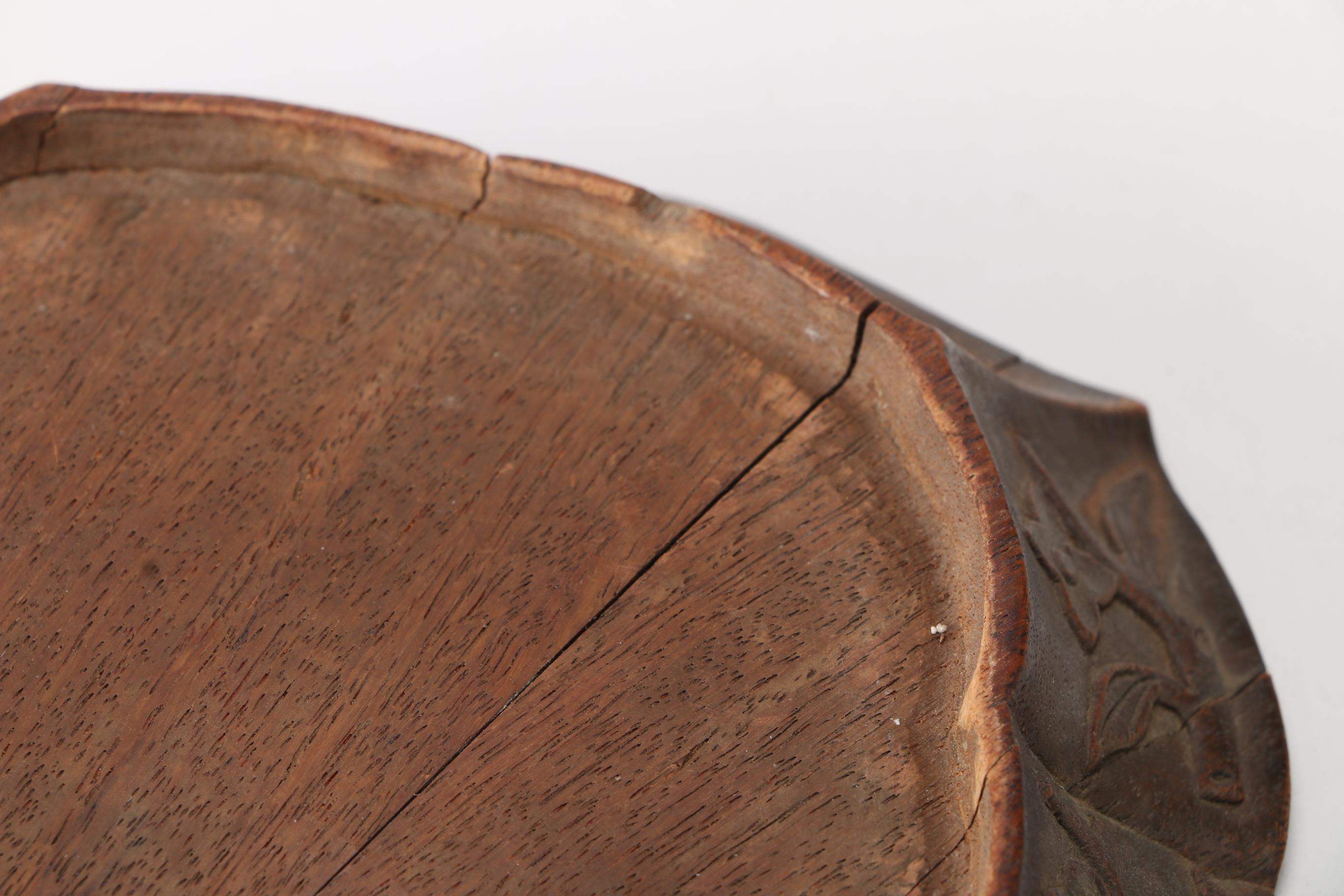 Chinese Ceramic Bowl With Wooden Stand