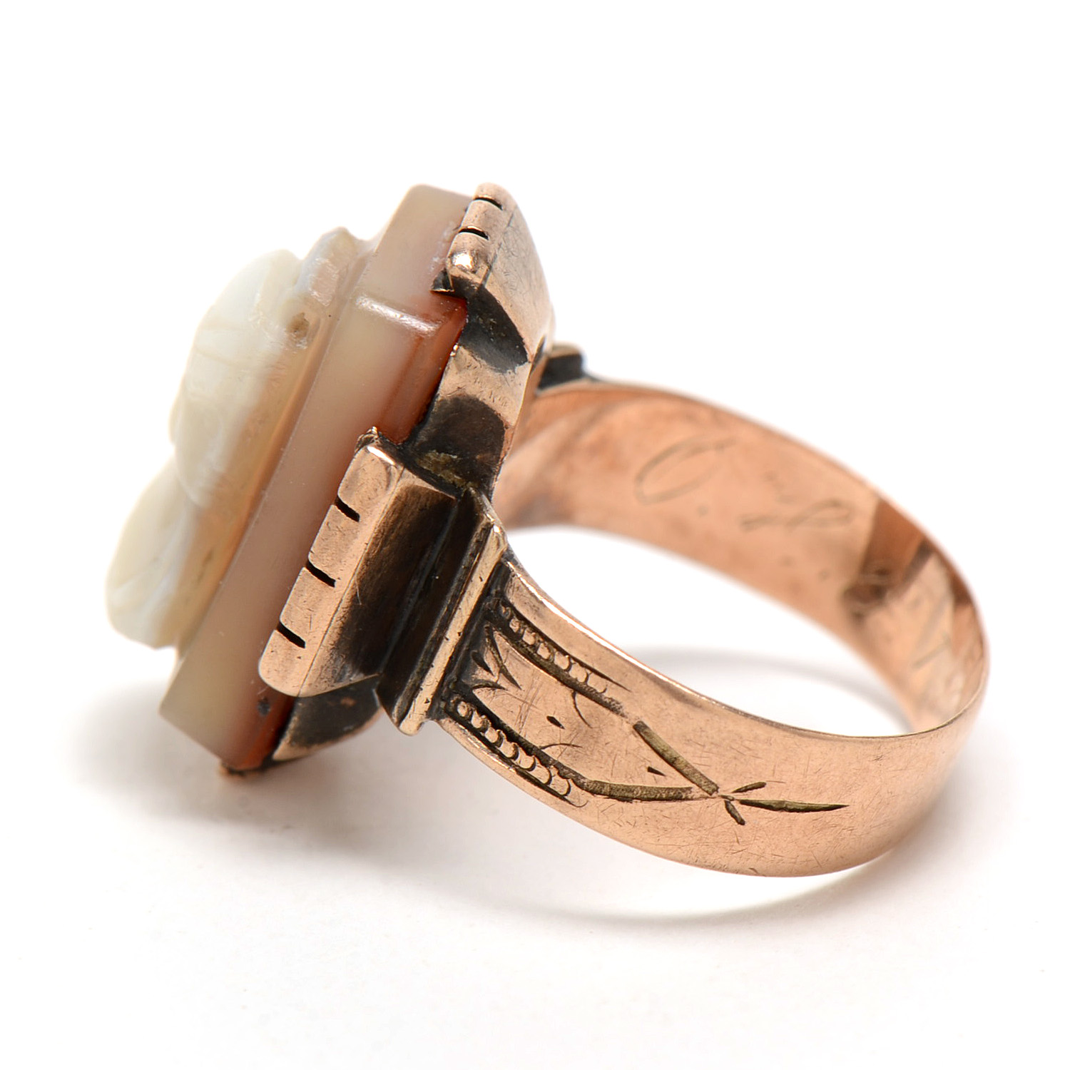 Antique 10K Rose Gold Carved Sardonyx Cameo Ring