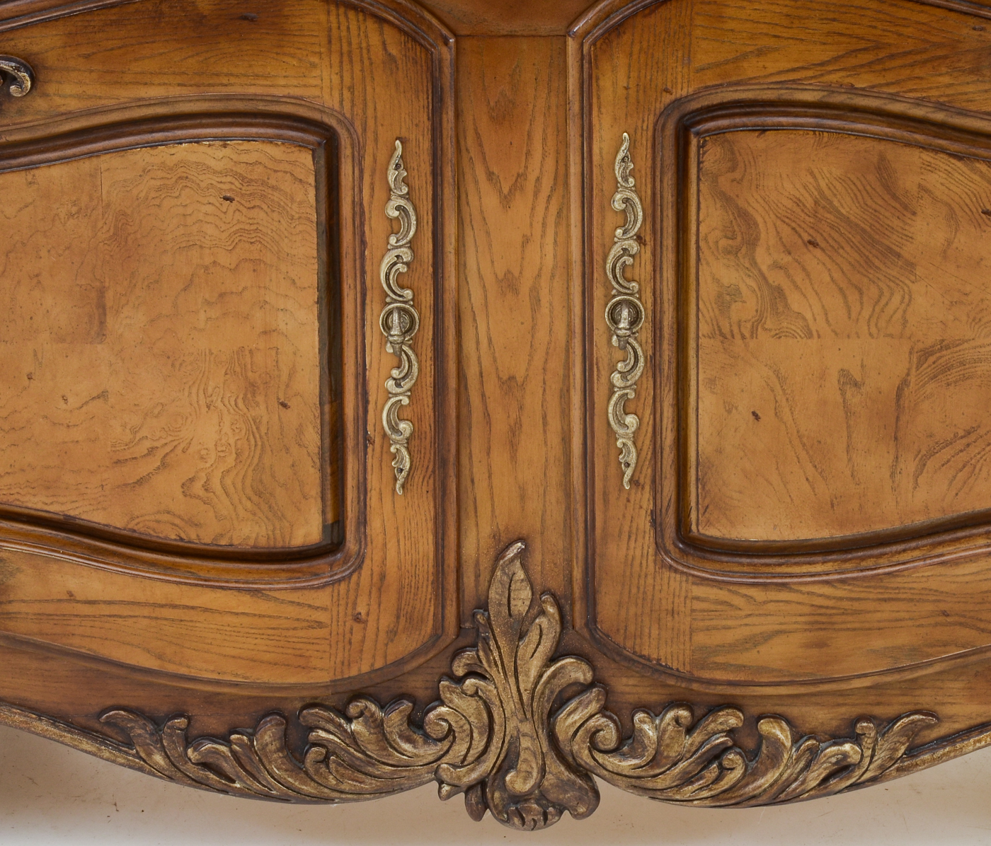 Henredon Home Entertainment Cabinet