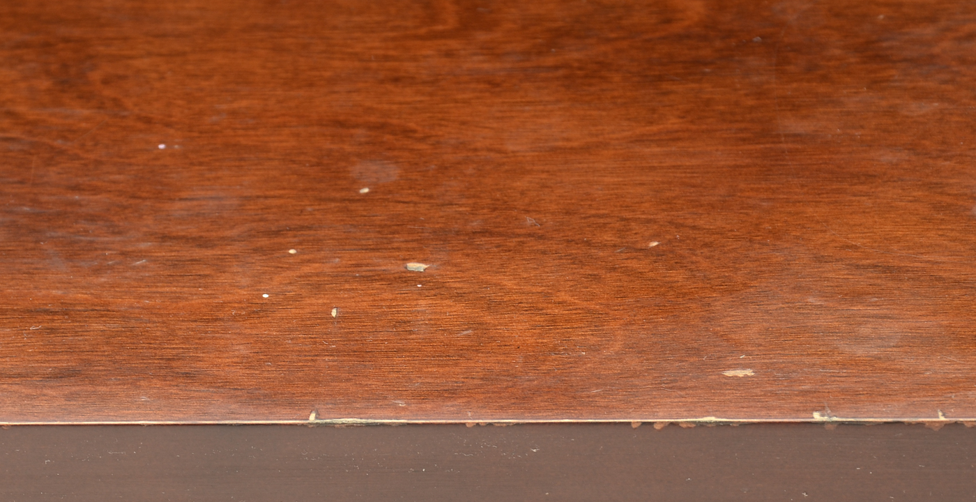 Mahogany Veneer TV Stand