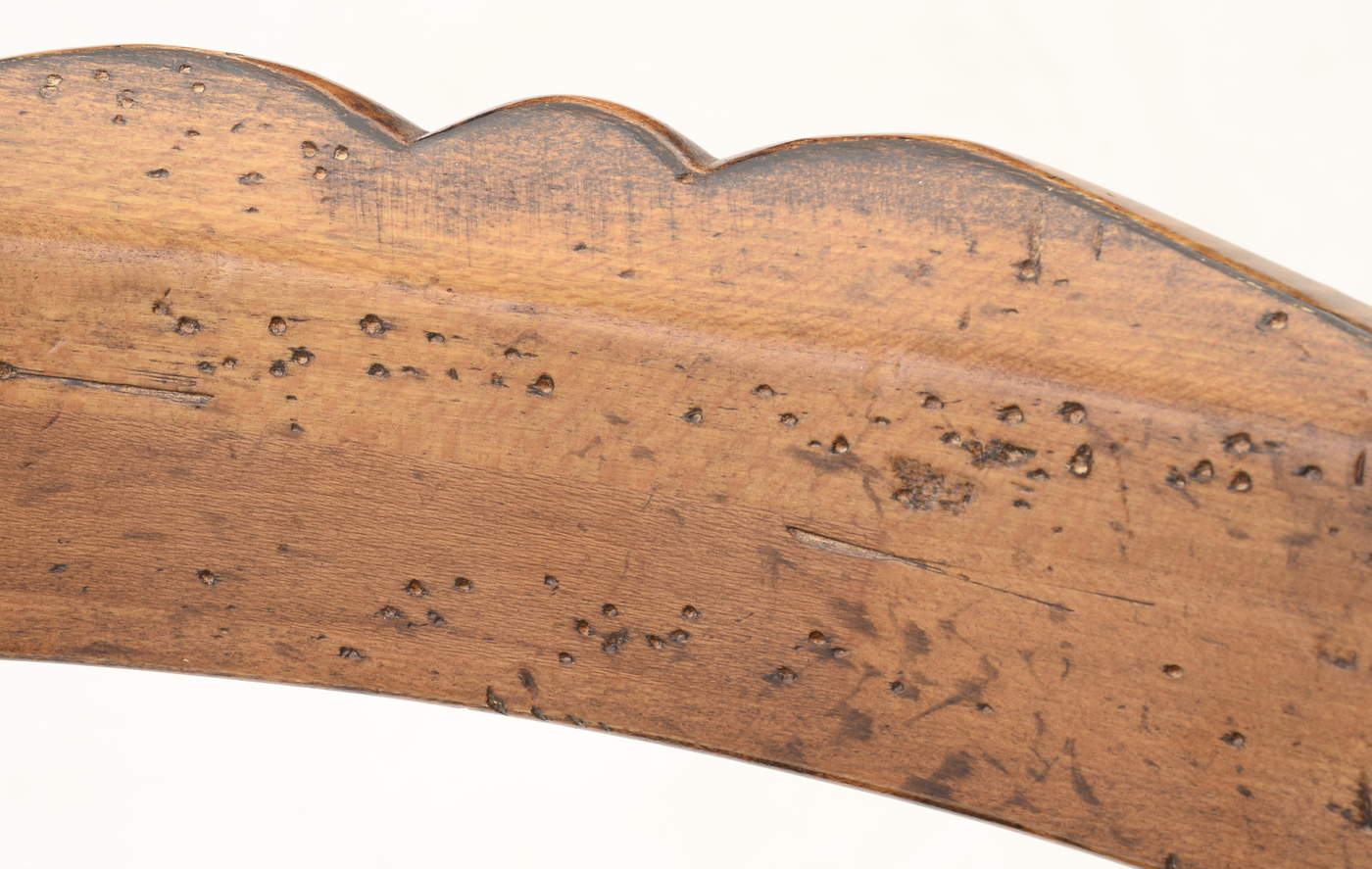 Henredon French Provincial Style Dining Table and Six Chairs