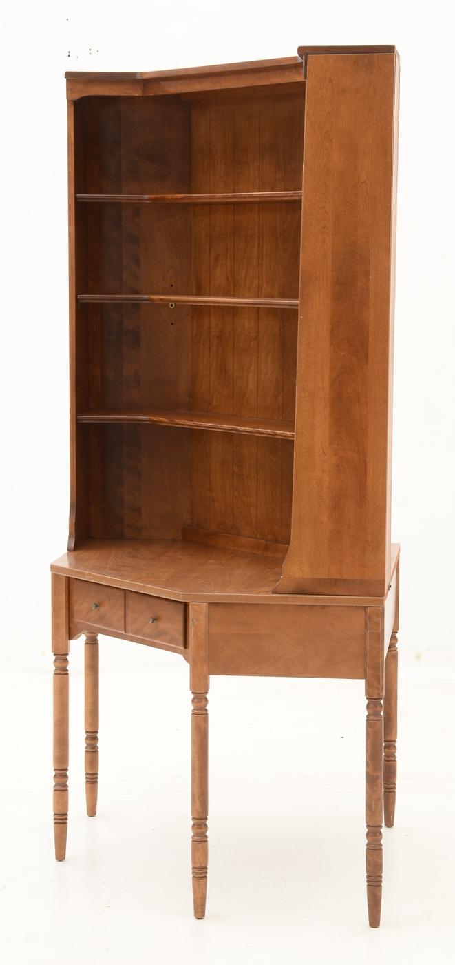 Ethan Allen Maple Corner Bookcase-on-Desk